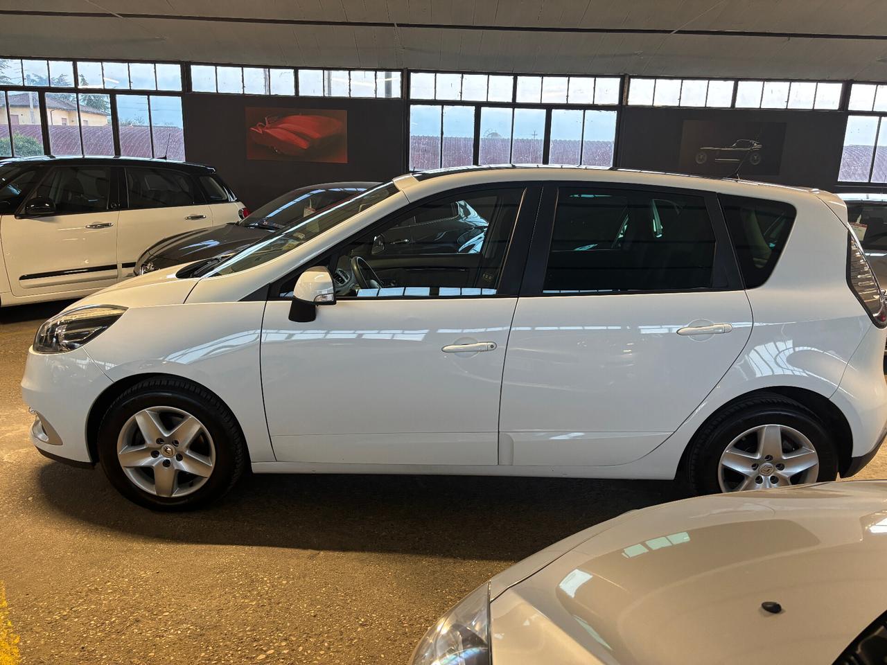 Renault Scenic XMod 1.5 dCi 110CV S&S Bose