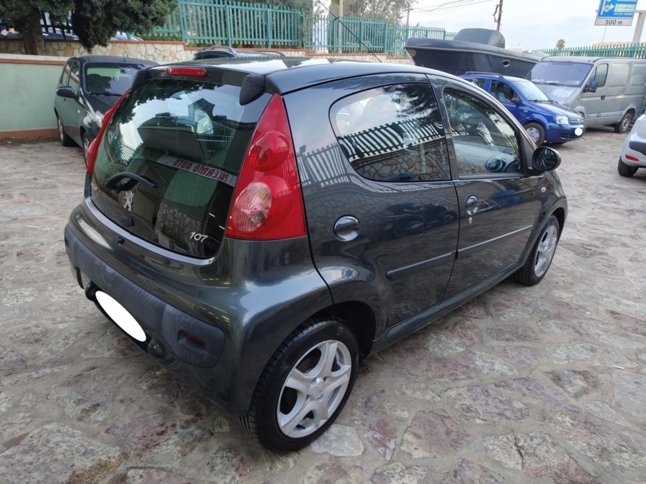 Peugeot 107 1.0 68CV 5p. Urban Move