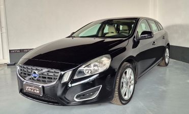 Volvo V60 D2 1.6 Powershift Summum