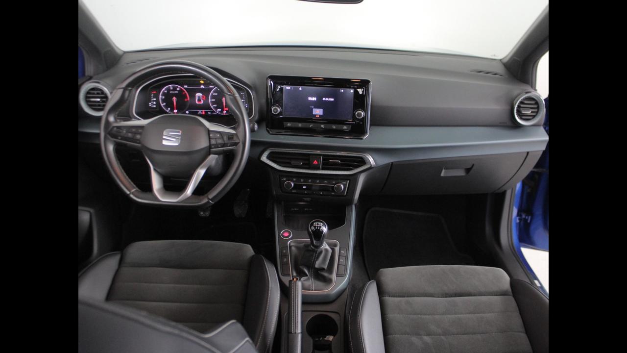 SEAT Arona 2022 - Arona 1.0 ecotsi Xperience 110cv