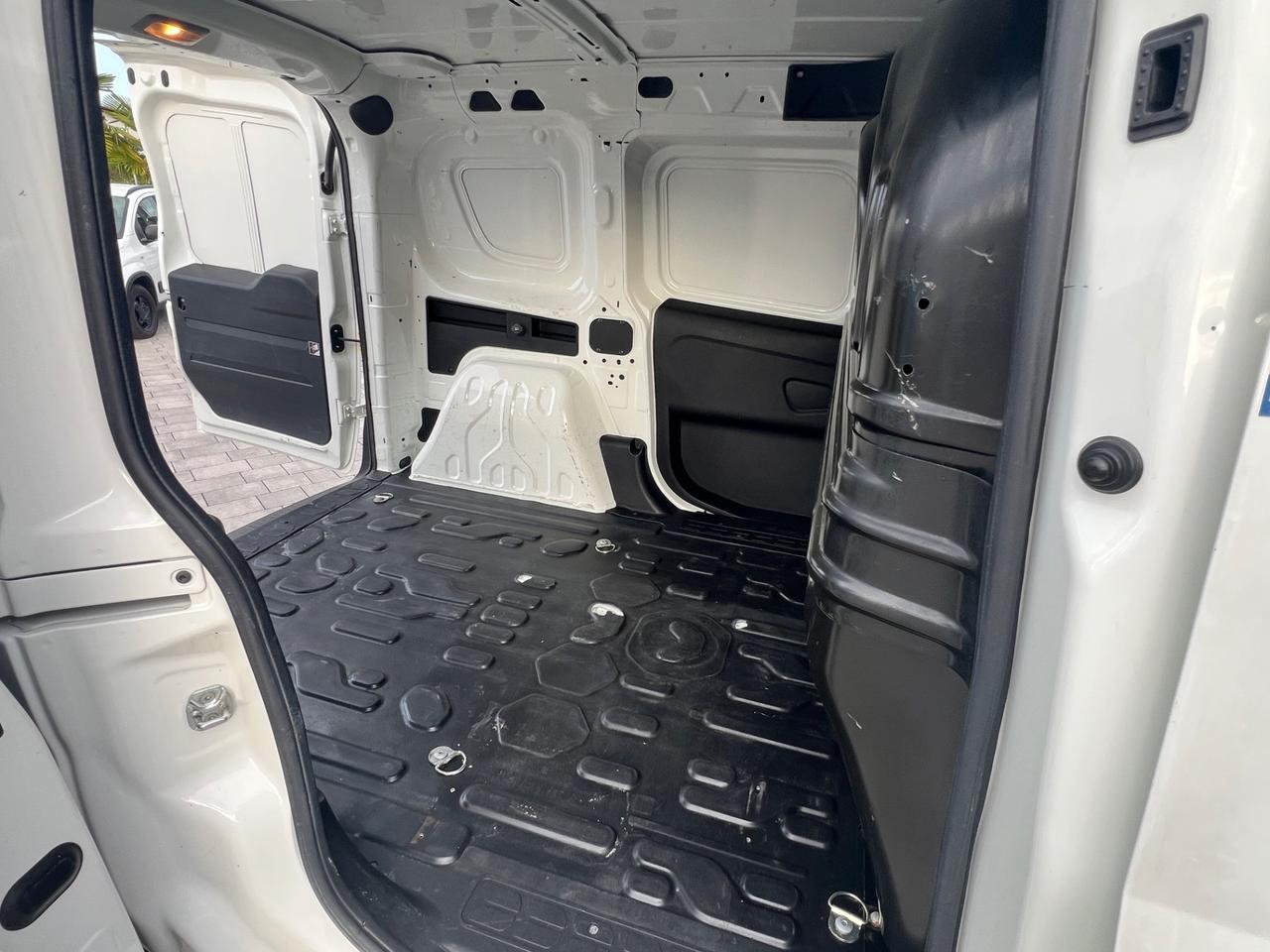 Fiat Doblo Doblò 1.3 MJT Cargo Lamierato SX 3 POSTI