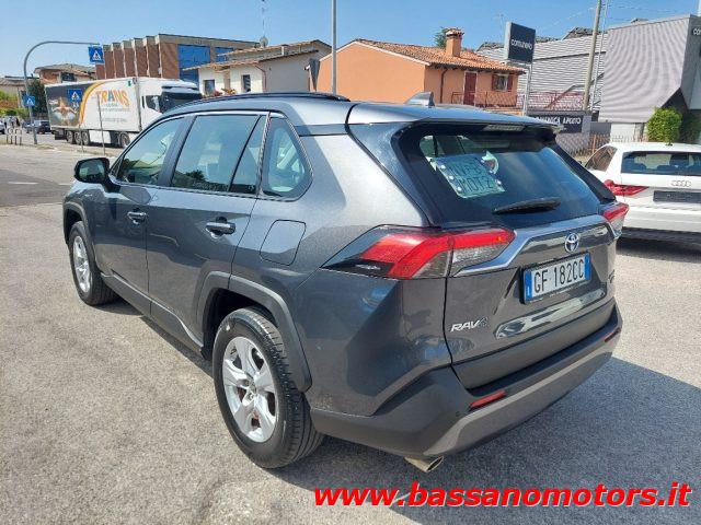 TOYOTA RAV 4 MY23 RAV4 2.5 HV (222CV) E-CVT AWD-i Business