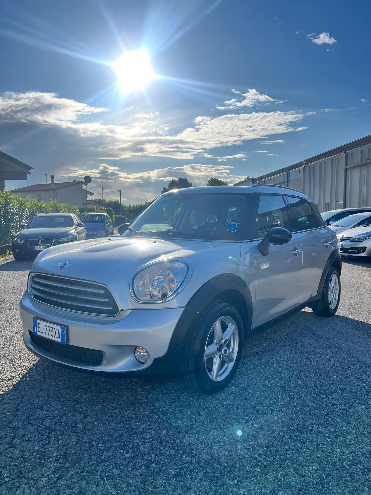 Mini Cooper Countryman Neopatentati