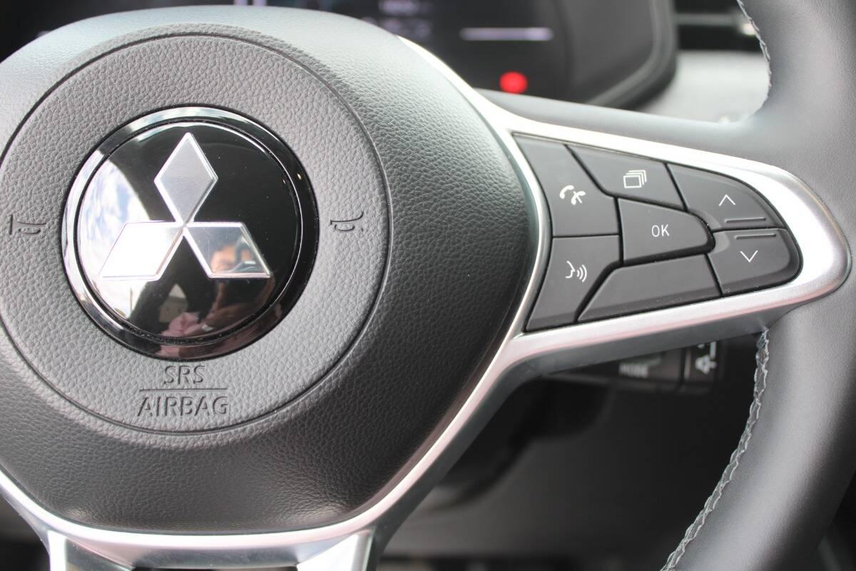 Mitsubishi Colt 1.0 turbo Invite con TELECAMERA e CARPLAY