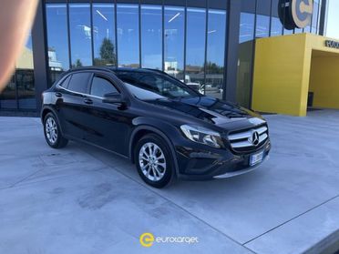 MERCEDES-BENZ GLA 180 d Sport