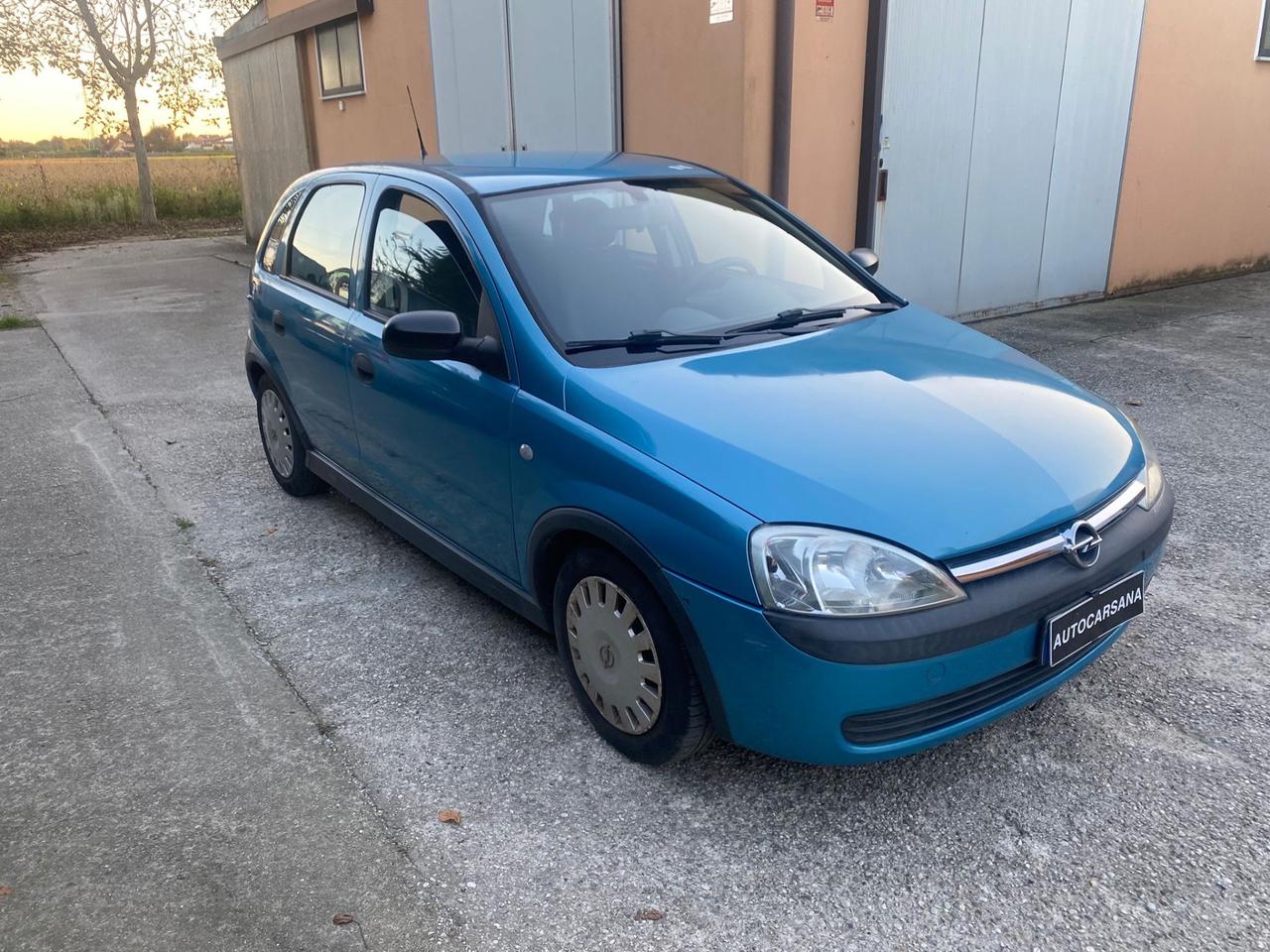 OPEL CORSA 1.7 DTI MOLTO BELLA E MOTORE INDISTRUTTIBILIE GUARDA