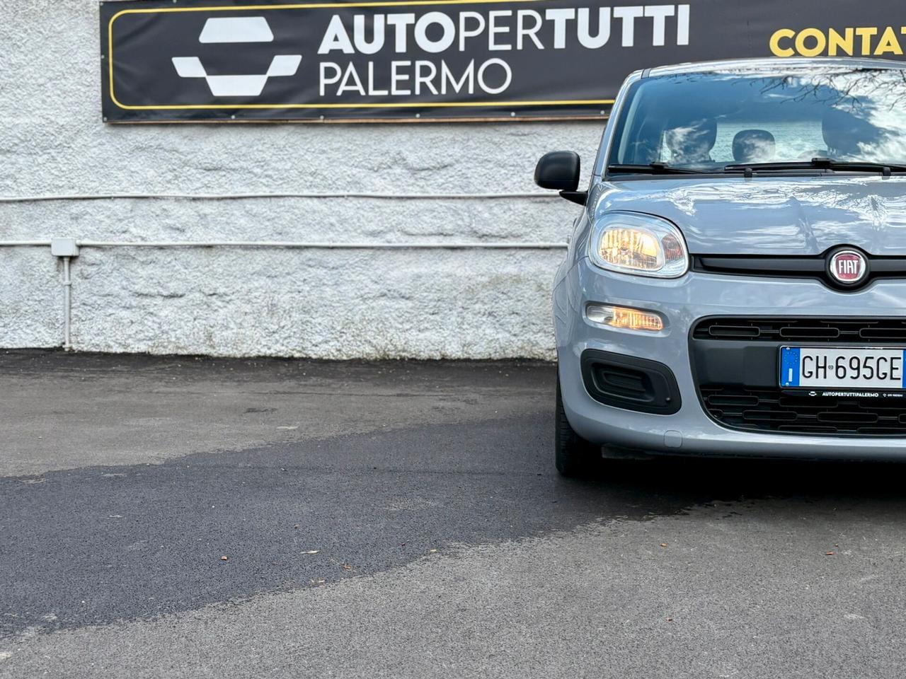 99.000 KM Fiat Panda 1.0 FireFly S&S Hybrid