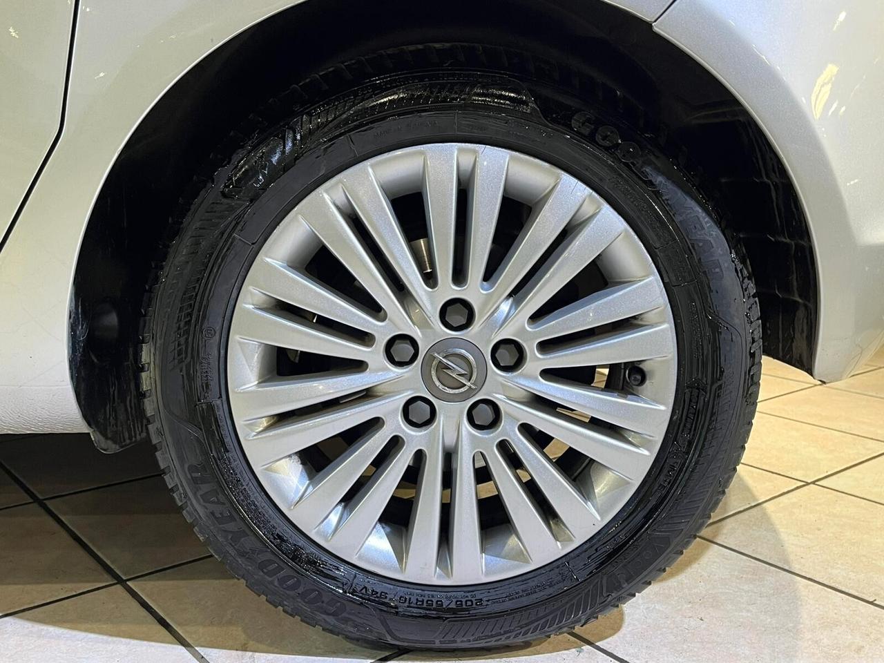 Opel Meriva 1.3 CDTI 95CV 2014