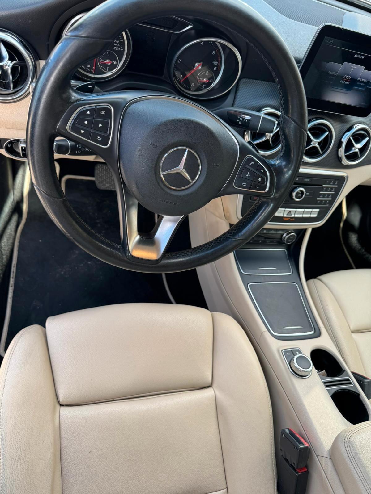 Mercedes-benz GLA 200 d Automatic Executive