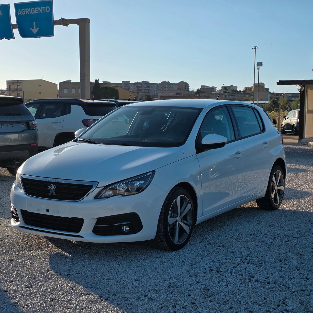 Peugeot 308 BlueHDi 130 S&S EAT8 Allure