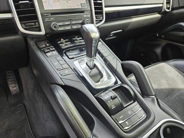 PORSCHE Cayenne 3.0 Diesel Platinum Edition GANCIO TRAINO