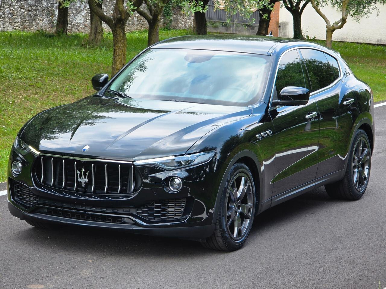 Maserati Levante V6 AWD 350 CV BENZINA - 2021