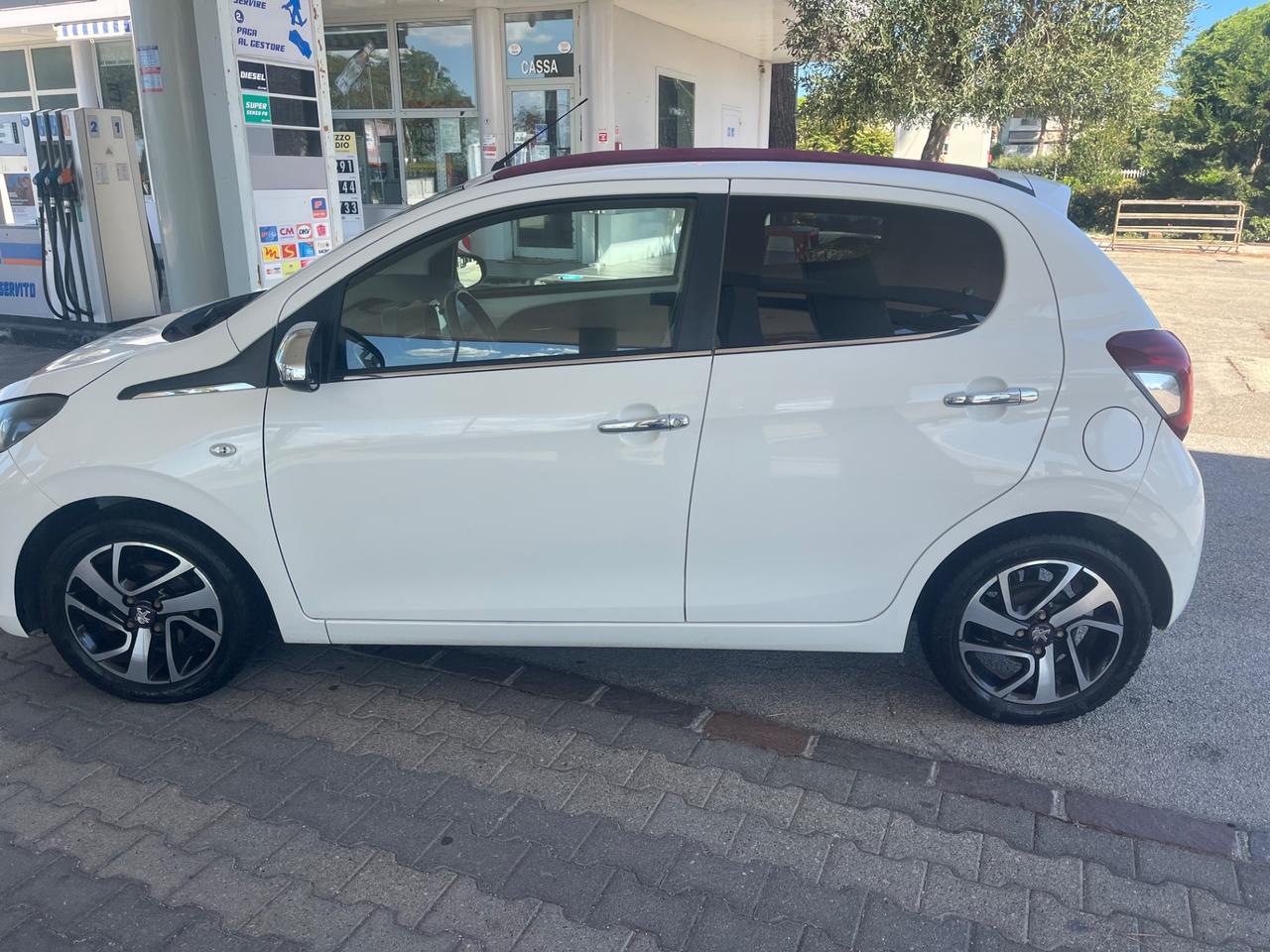 Peugeot 108 VTi 68 5 porte Allure cabrio ok neopatentati