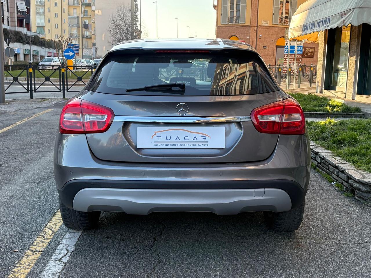 Mercedes-Benz GLA 180 CDI GLA- #8515