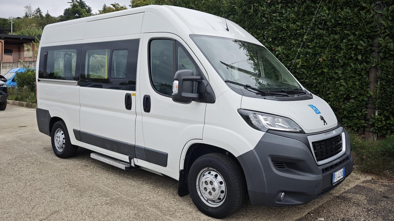 Peugeot Boxer 330 2.0 BlueHDi/130CV trasporto disabili