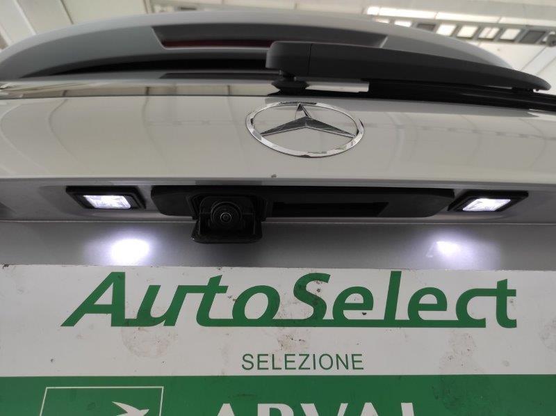 Mercedes-Benz GLA (H247) - GLA 200 Automatic Business