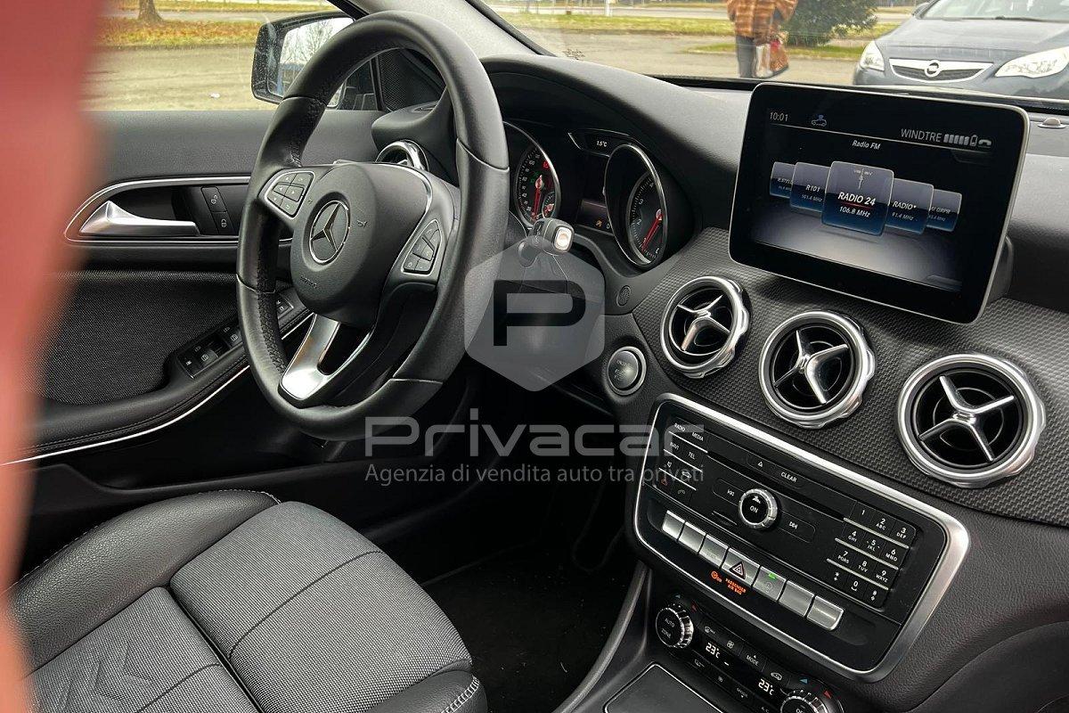 MERCEDES GLA 180 Executive