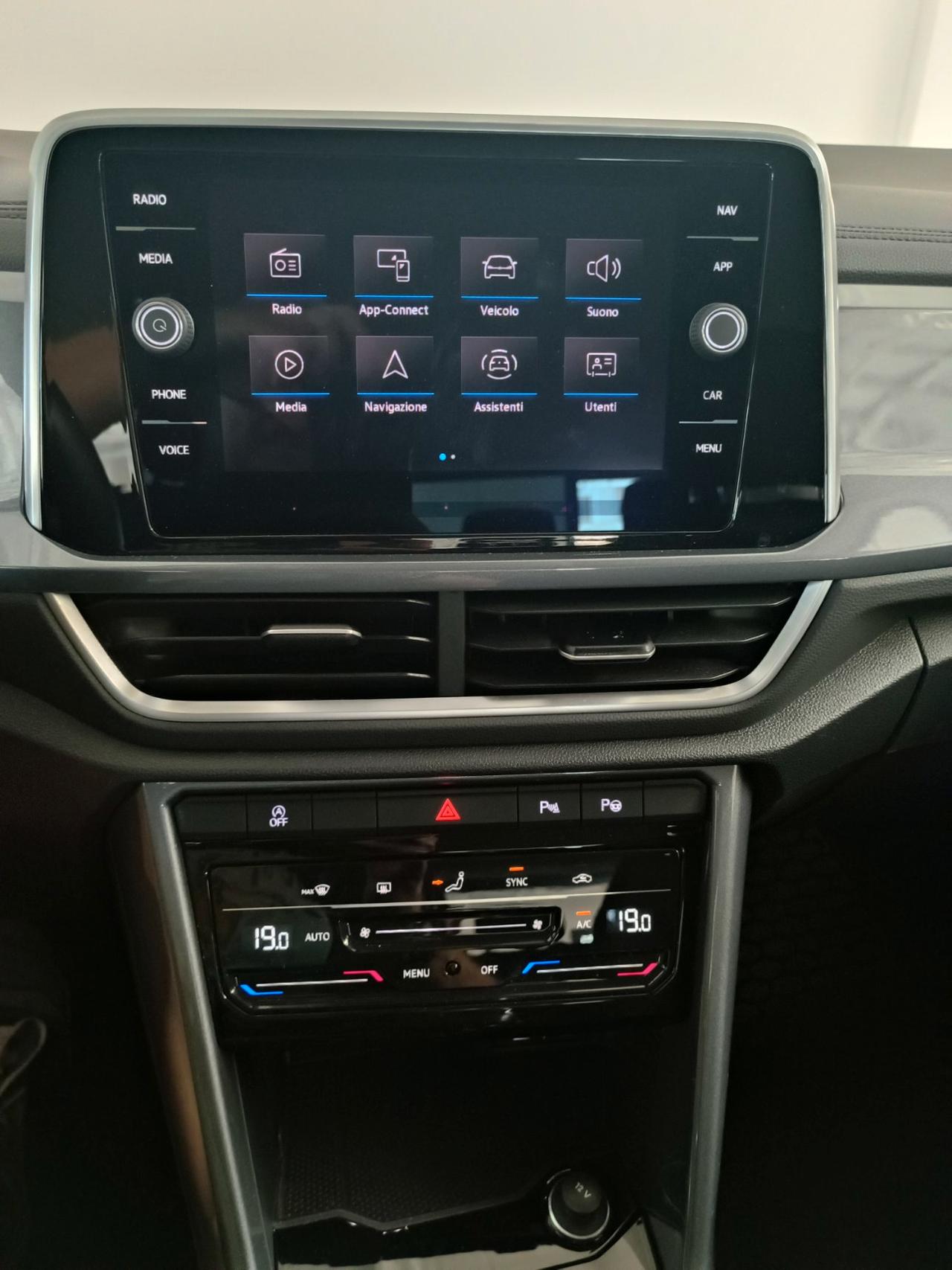 Volkswagen T-Roc 1.0 tsi Style 110cv