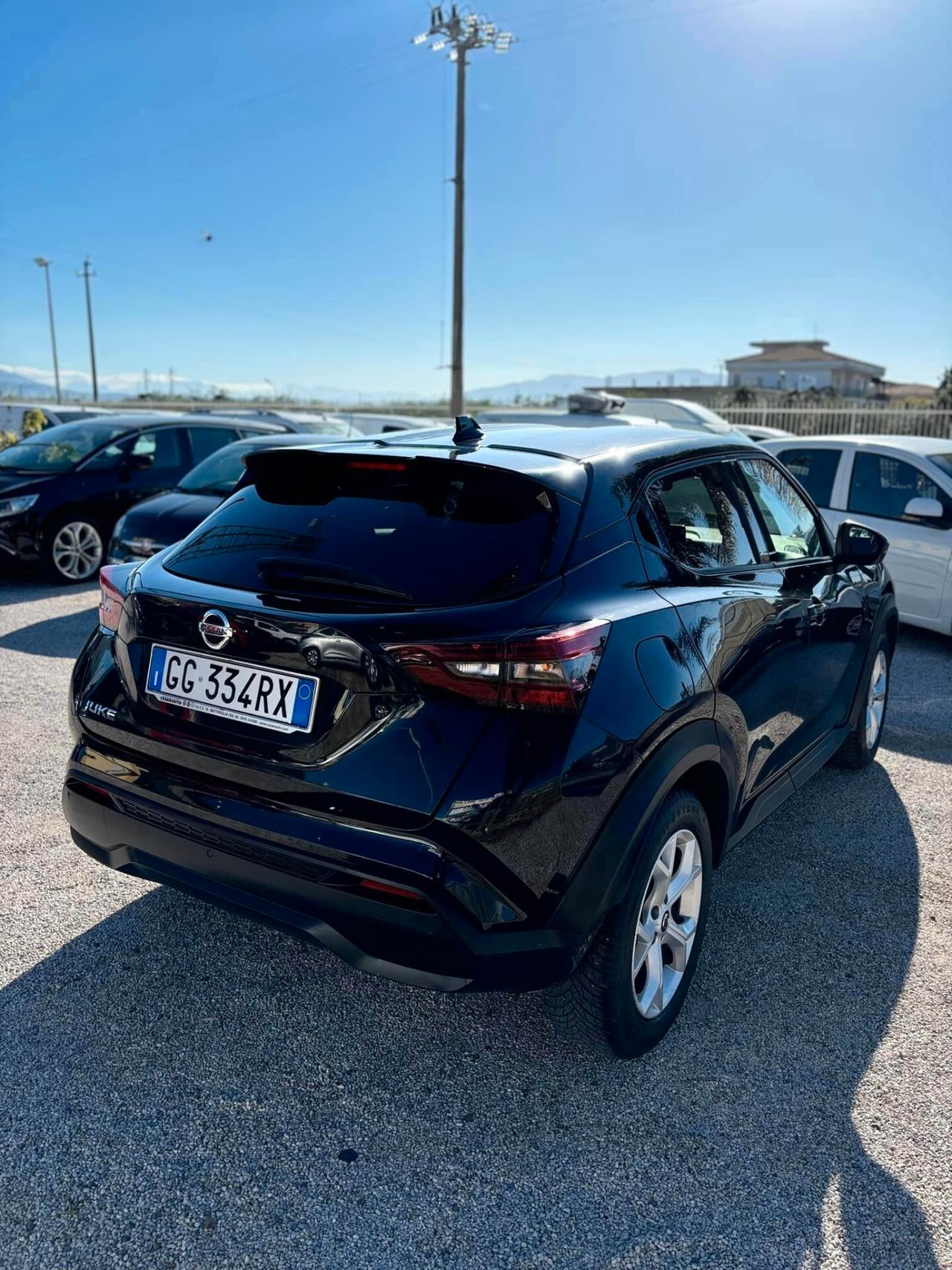 Nissan Juke 1.0 DIG-T 114 CV N-Connecta