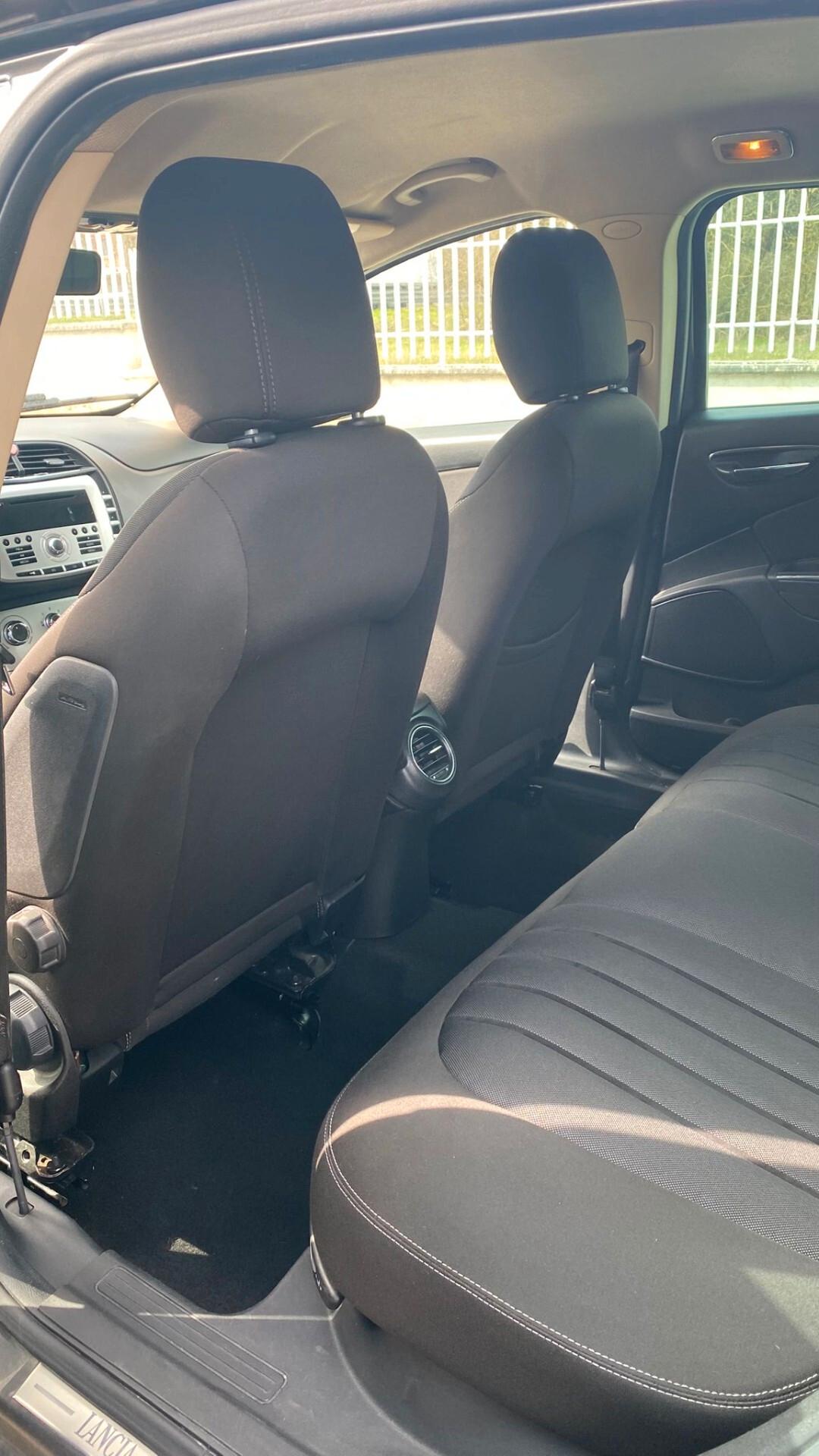 Lancia Delta 1.6 MJT DPF Gold 120cv