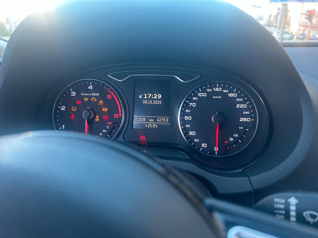 Audi A3 Cabrio 1.6 TDI clean diesel Ambiente