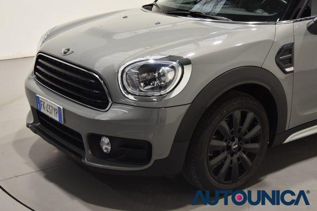 MINI Countryman 2.0 COOPER D AUTOMATICA NAVIGATORE FARI LED