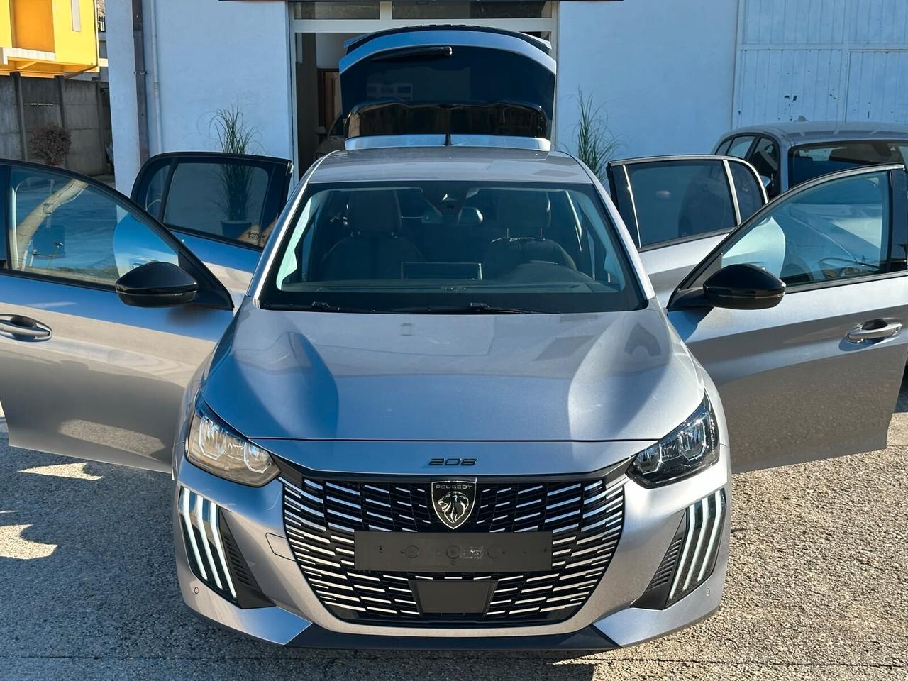 Peugeot 208 Hybrid 110 e-DCS6 Allure