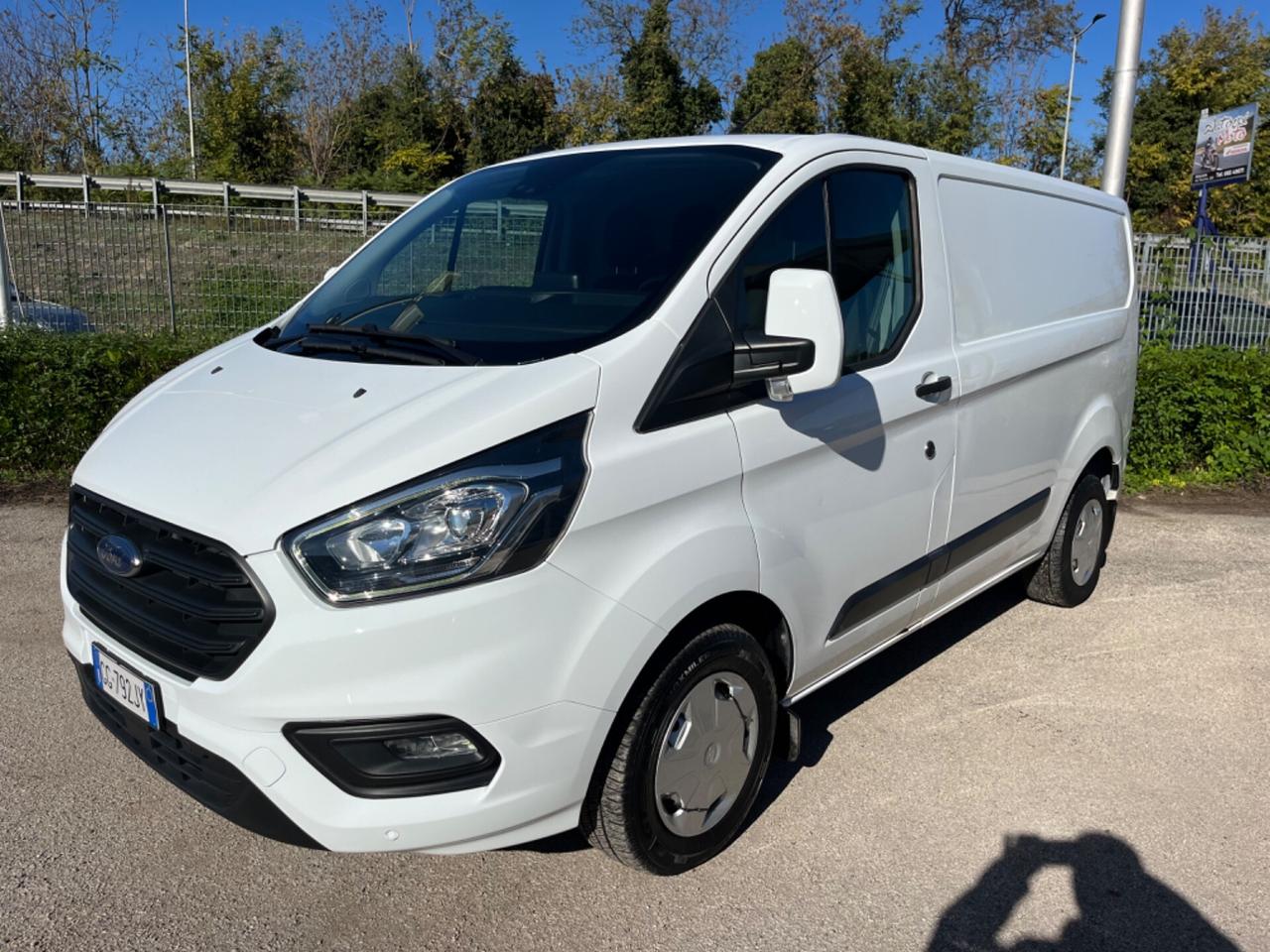 Ford Transit Custom 300 2.0 TDCI 130cv PC Trend Port. Kg. 952