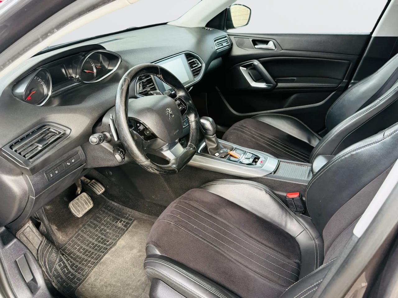 Peugeot 308 SW 1.6 HDi 120CV Allure*AUTOMATICA*RETROCAMERA*