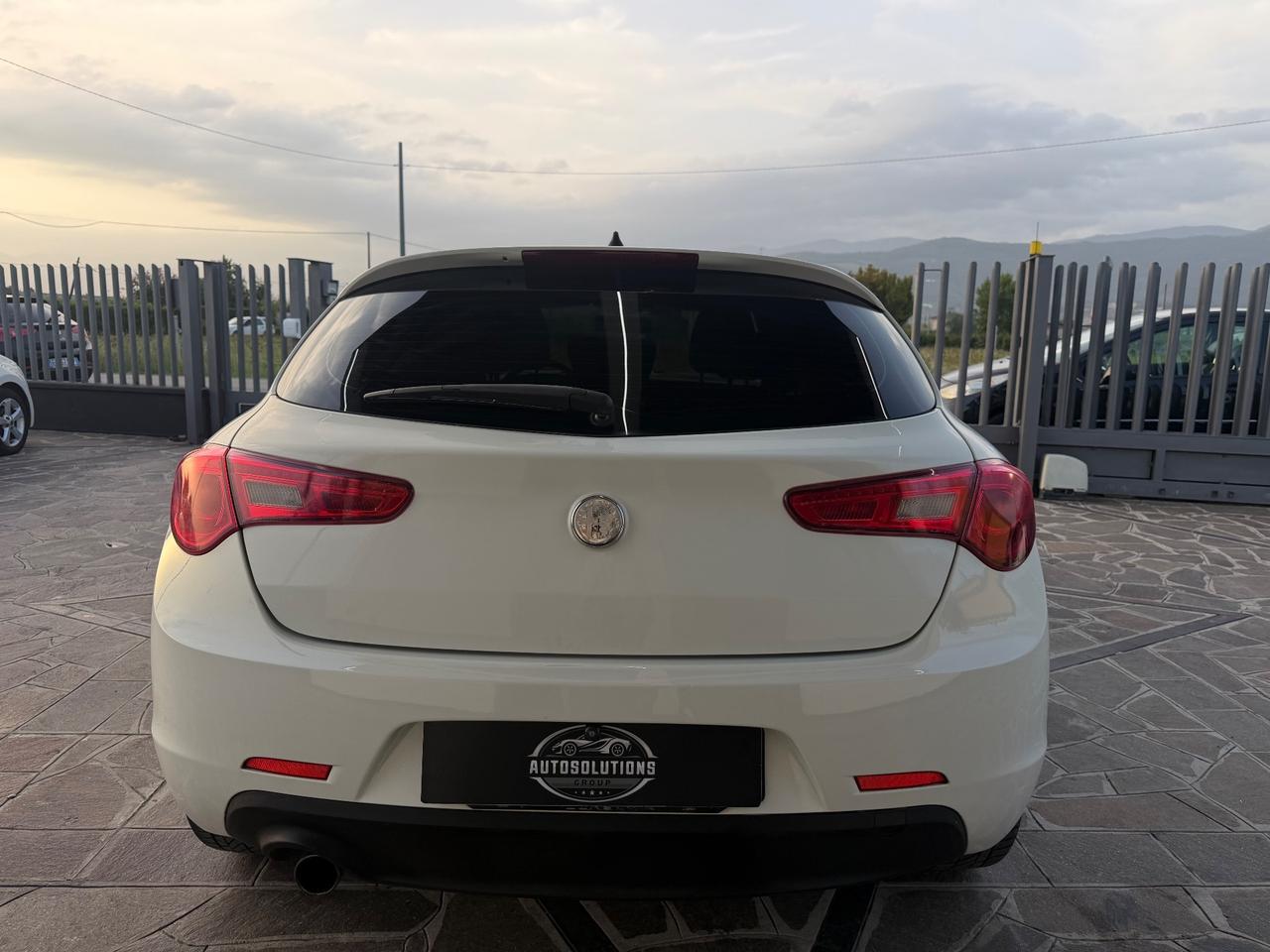 Alfa Romeo Giulietta 1.4 Turbo 105cv MultiAir okneopatentati