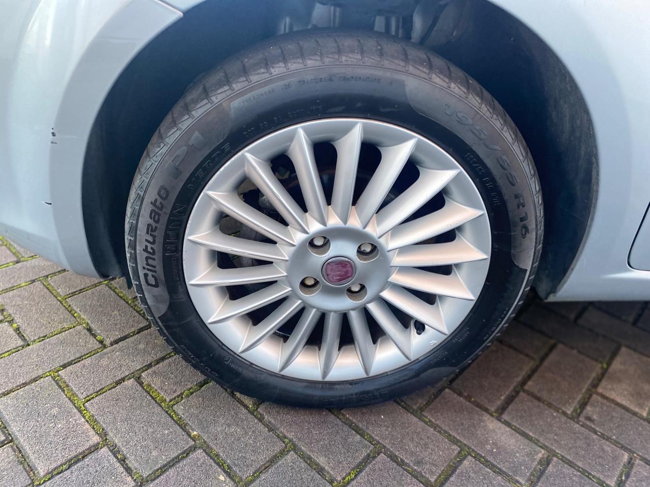 Fiat Grande Punto 1.4 5 porte neopatentati