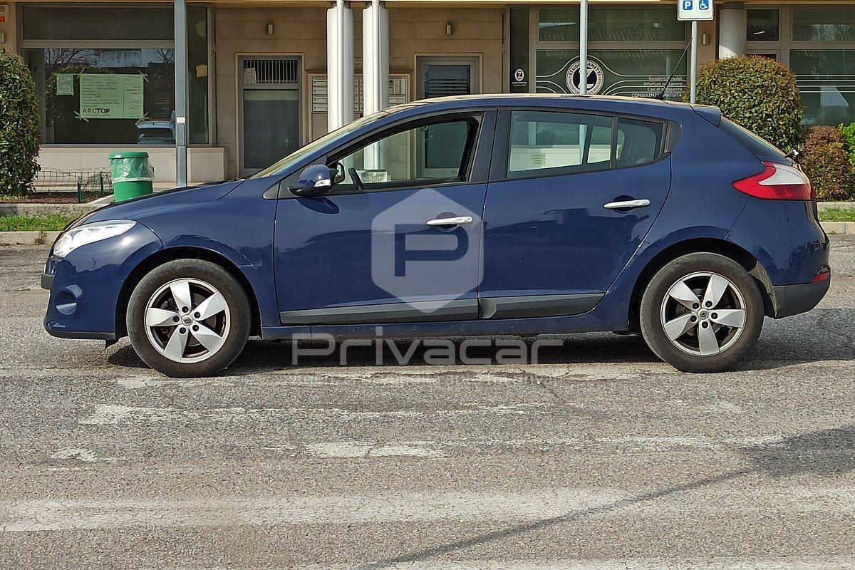 RENAULT Mégane 1.5 dCi 110CV Dynamique