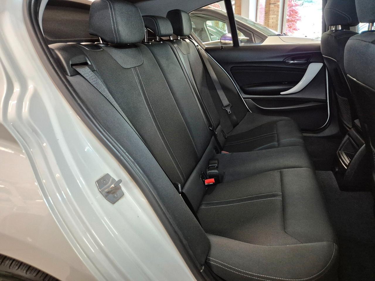 Bmw 116 116d 5p. Urban