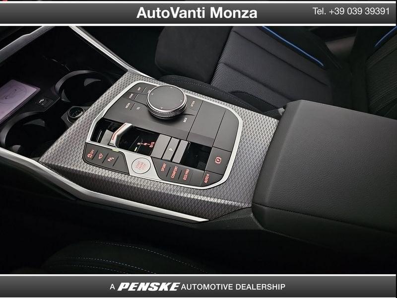BMW Serie 3 318d Touring mhev 48V MSport auto con gancio traino