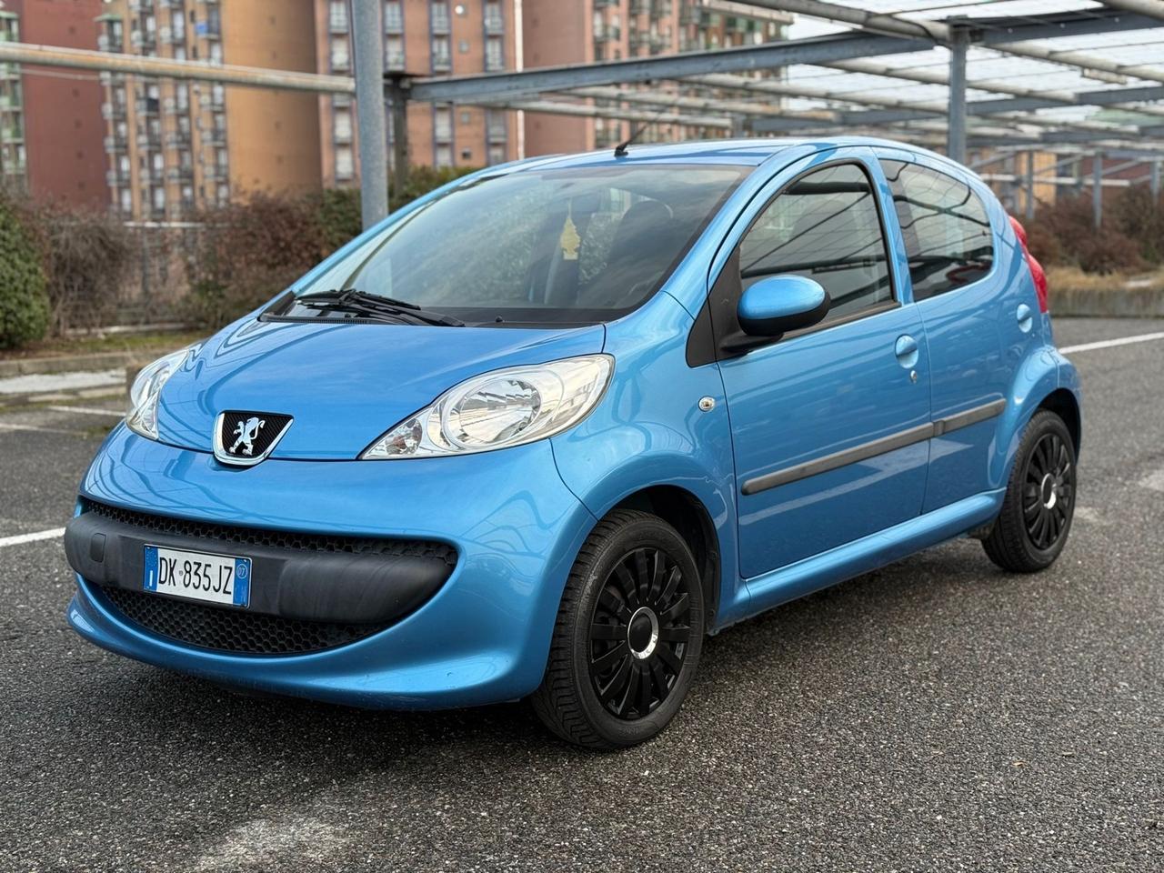 Peugeot 107 1.0 68CV 5p. Desir