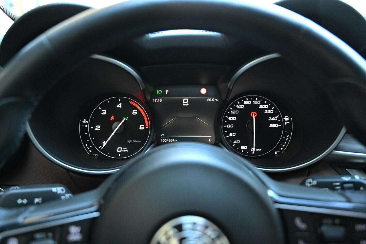 Alfa Romeo Stelvio 2.2 Turbodiesel 210 CV AT8 Q4 Ti