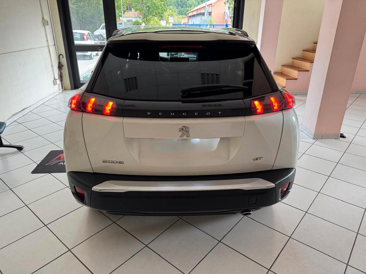 Peugeot 2008 BlueHDi 130 S&S EAT8 GT Pack