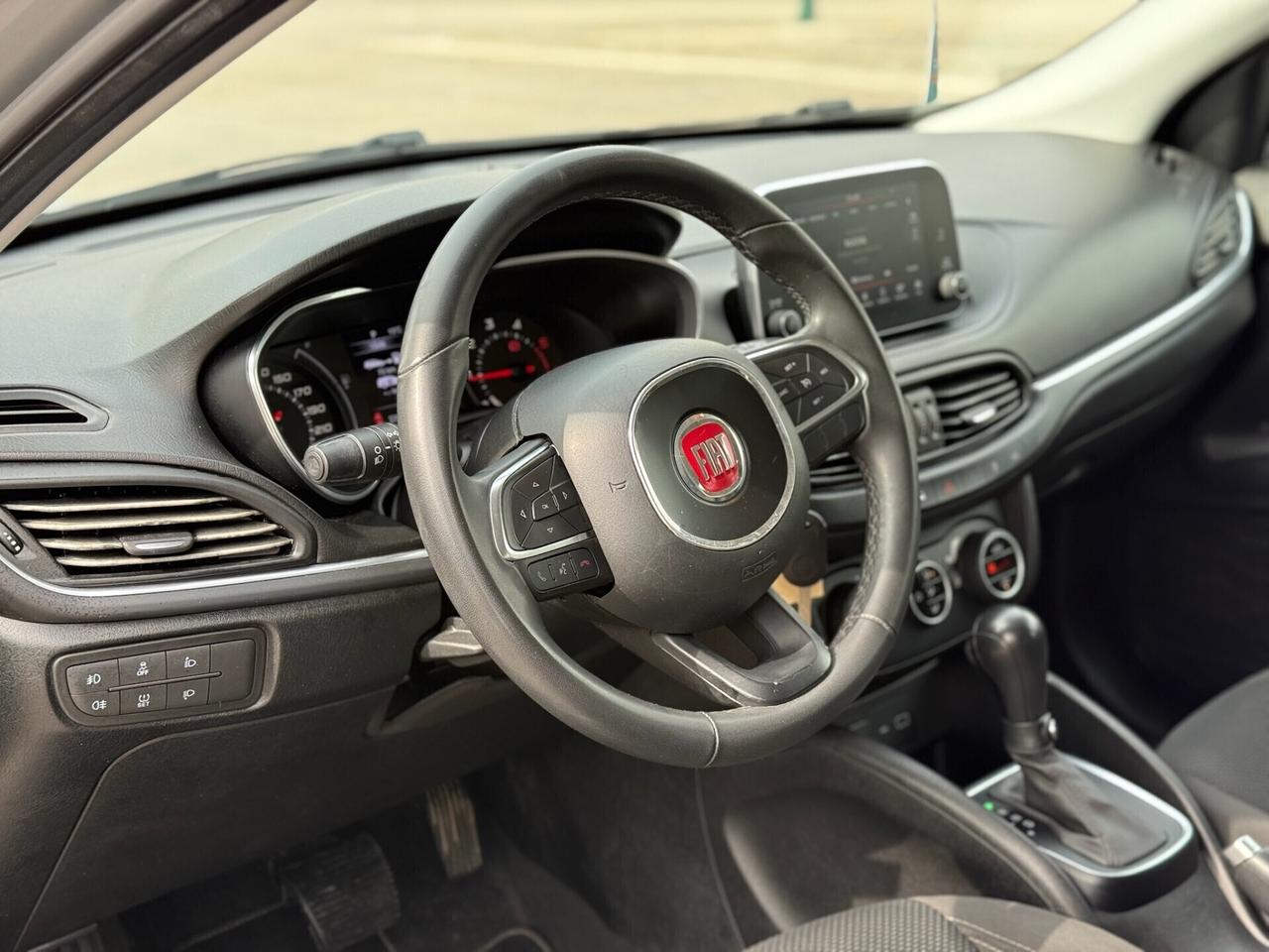 FIAT Tipo 2019 1.6Mtj Lounge 120cv Cambio Automatico