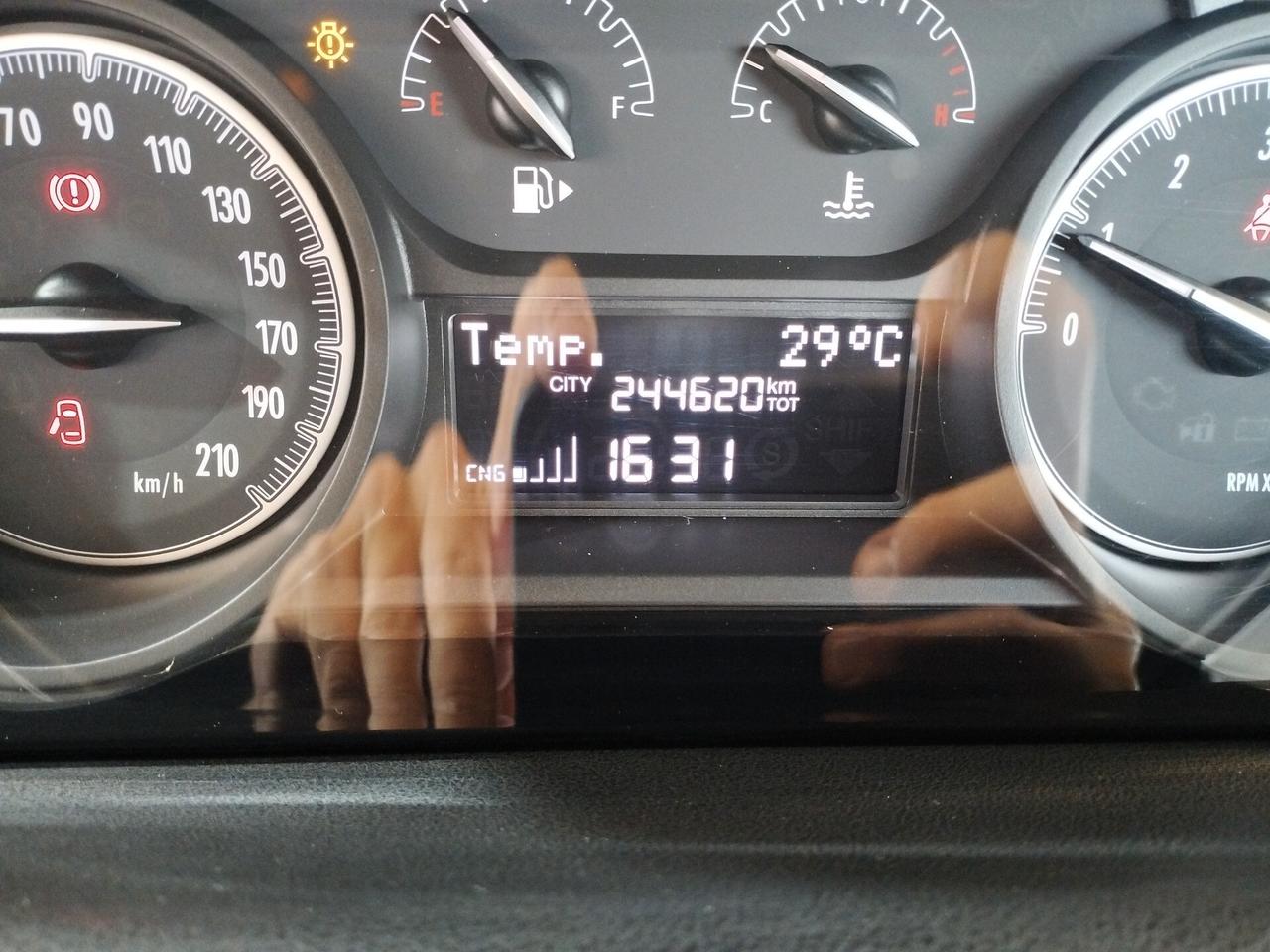 Lancia Ypsilon 0.9 TwinAir 5 porte Metano Ecochic Platinum
