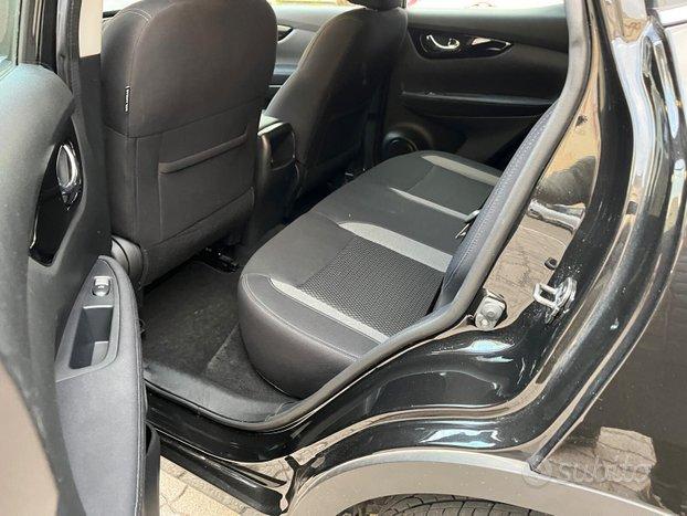 Nissan Qashqai 1.5 dCi 115 CV Business