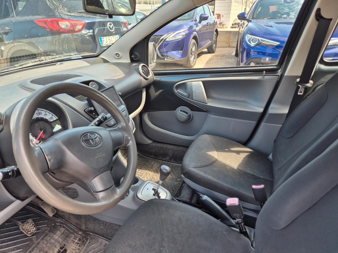 Toyota Aygo 1.0 12V VVT-i 5 porte Sol