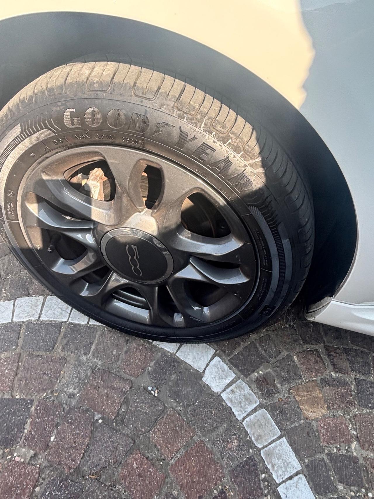 Fiat 500 1.0 Hybrid Connect
