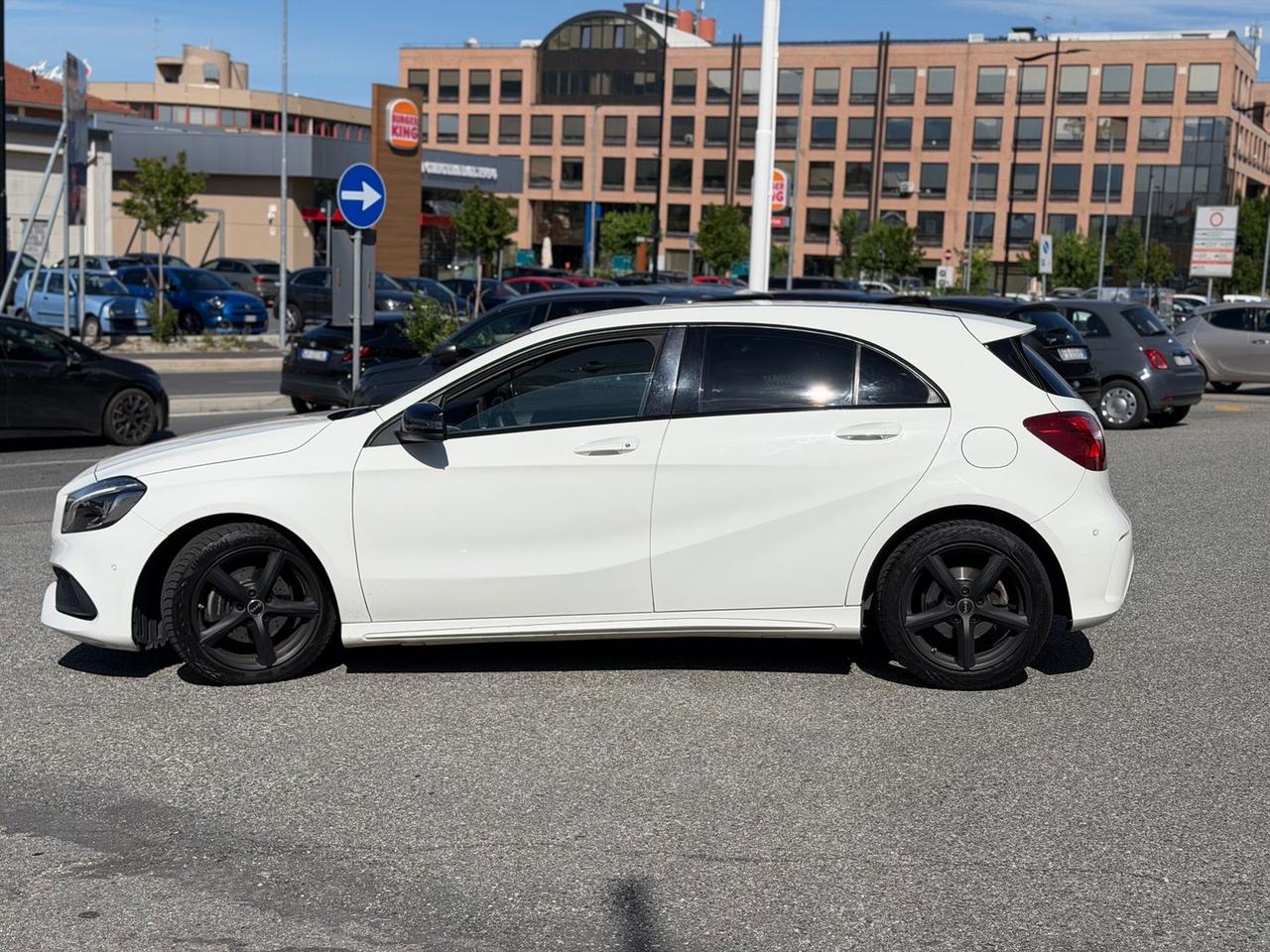 Mercedes-Benz A 200 D Premium *PROMO FINANZ #11144