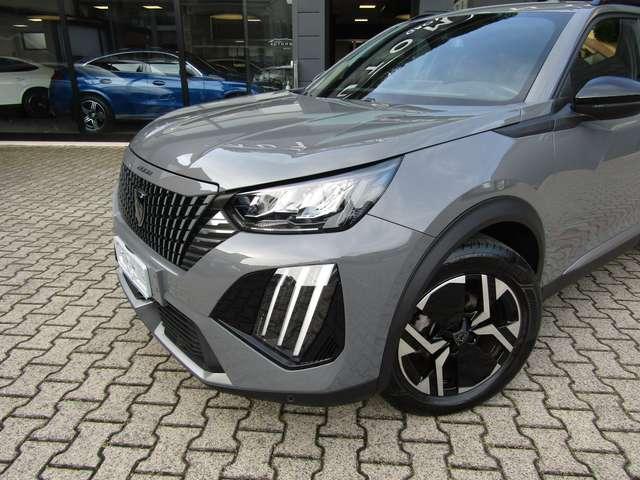 Peugeot 2008 1.2 BENZINA 100CV ALLURE MANUALE,LED,CERCHI 17