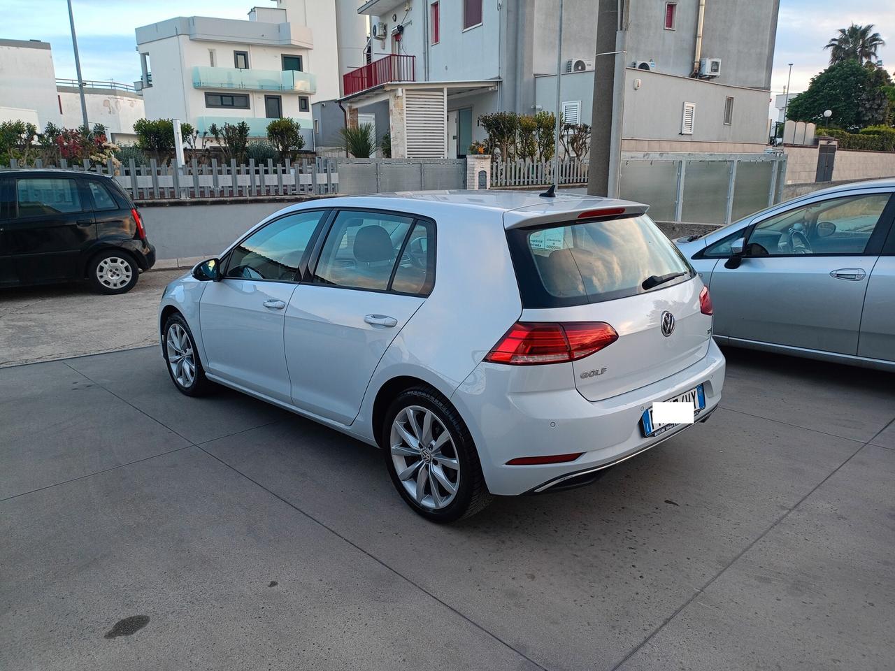 Volkswagen Golf 1.000 TSI 110 CV