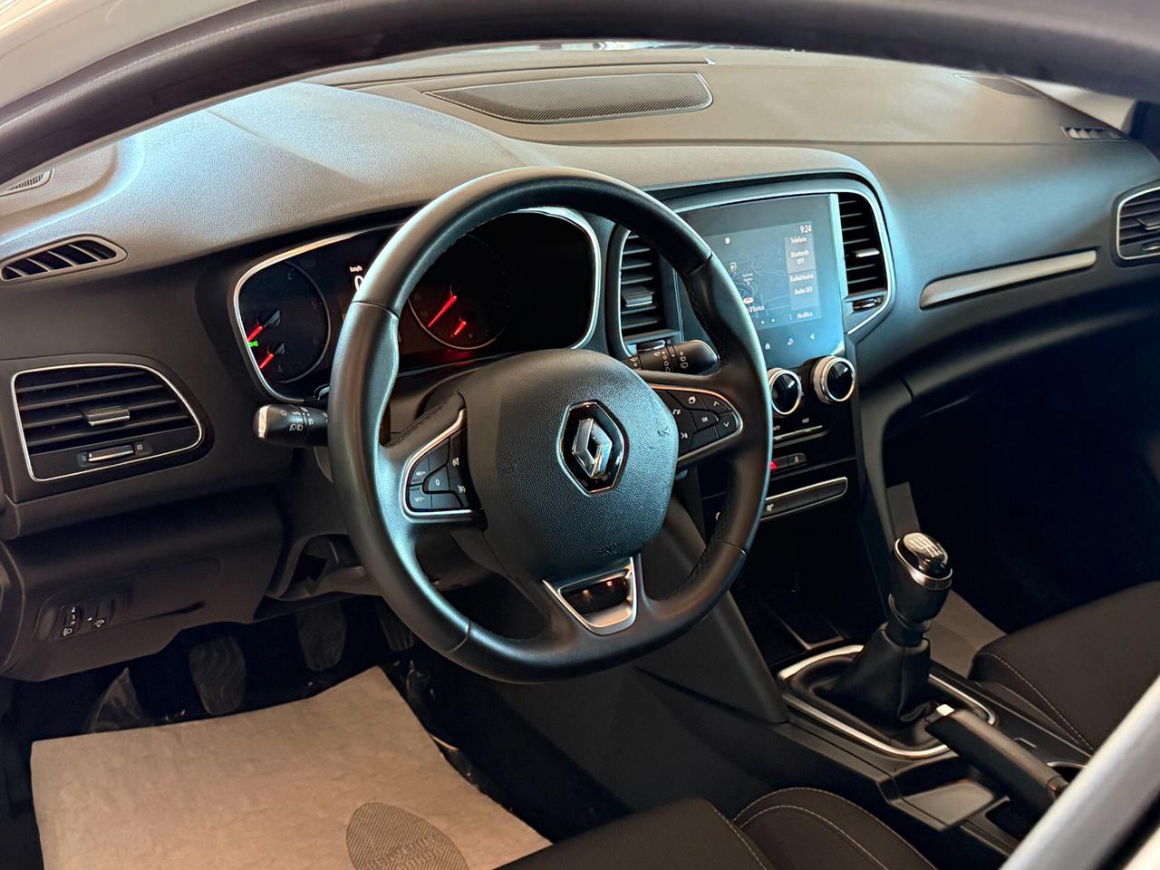 Renault Megane 1.5 BLUEDCI 115 cv. 5 porte BUSINESS (Nav)