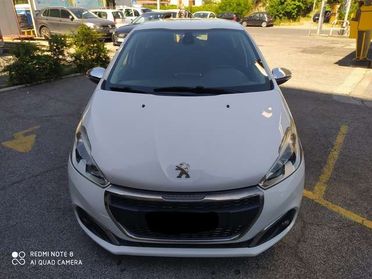 Peugeot 208 208 5p 1.2 puretech Allure 82cv