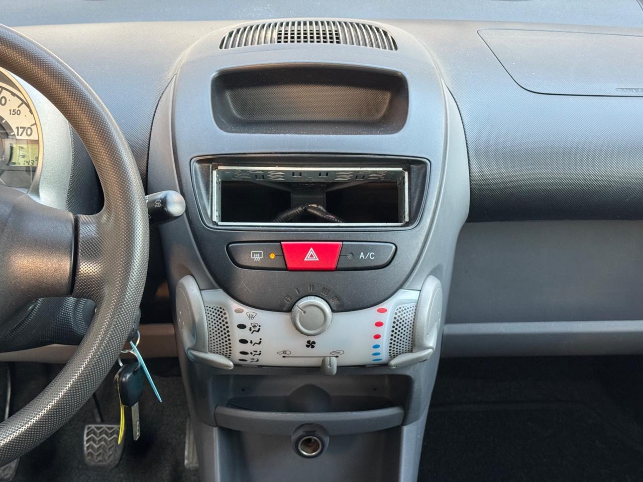 Toyota Aygo 1.0 12V VVT-i 5 porte