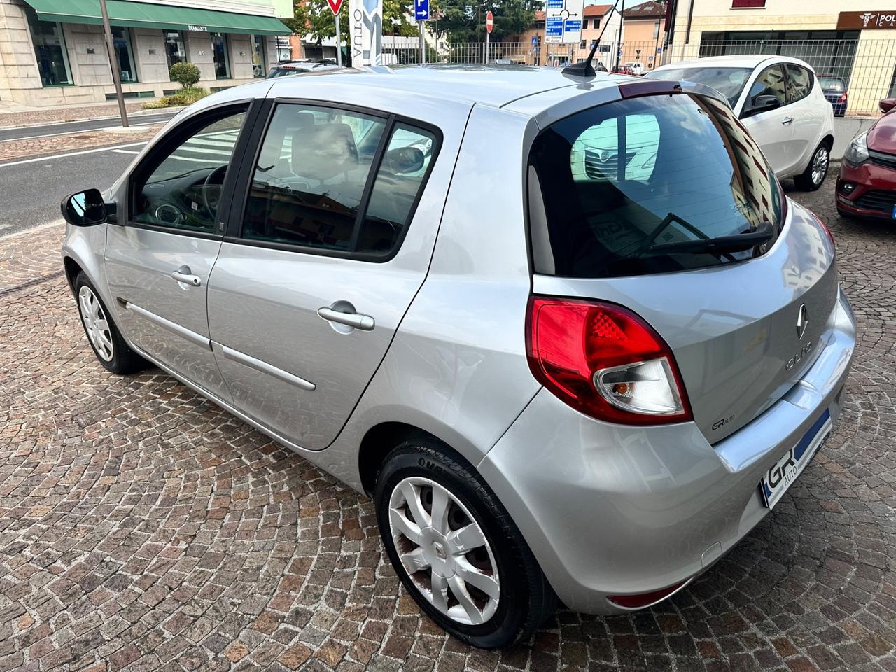 Renault Clio 1.2Bz 75Cv 5P Dynamique -Neopatentati