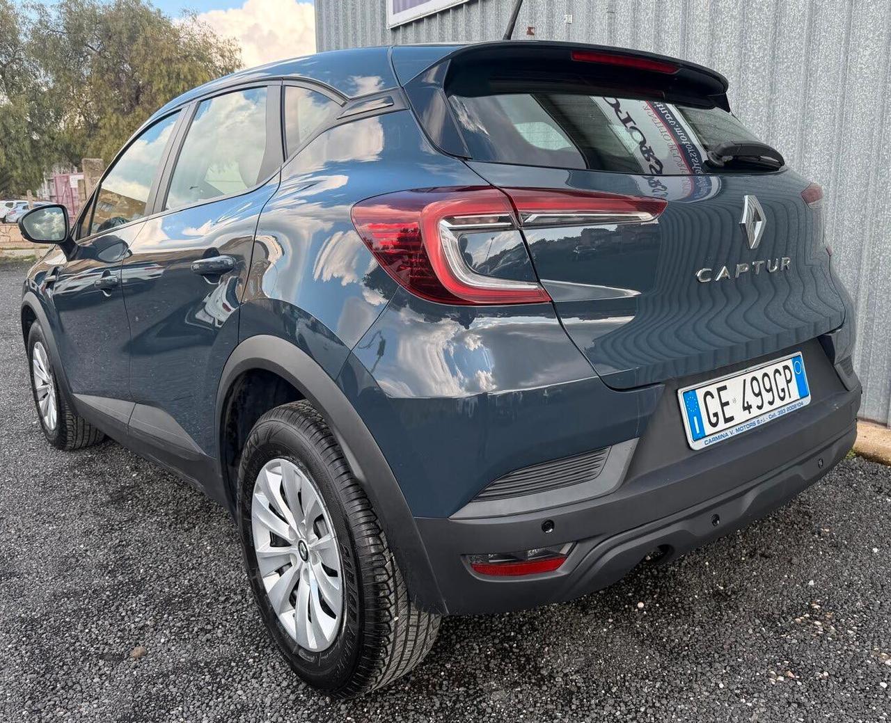 Renault Captur 4 POSTI AUTOCARRO